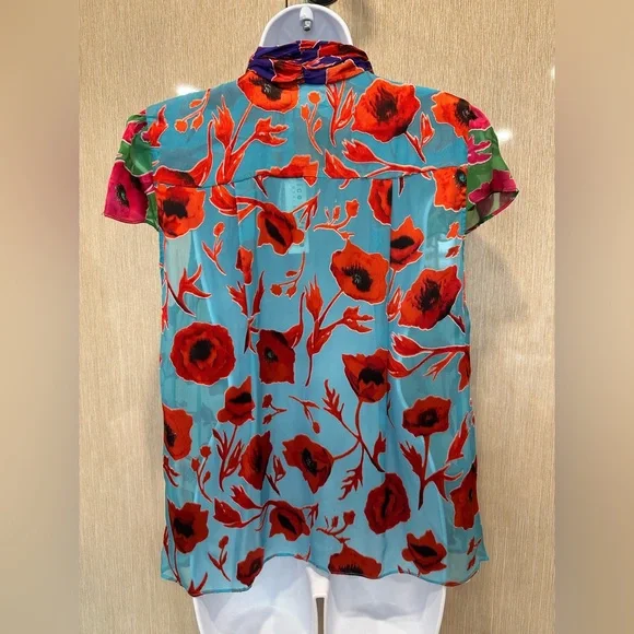 NWT ALICE + OLIVIA Sheer Floral Poppy Garden BlueBird Blouse with Neck Tie - Picture 4 of 16